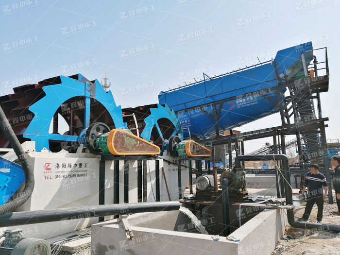 移動(dòng)洗沙機(jī)設(shè)備靈活作業(yè)，機(jī)智多財(cái)